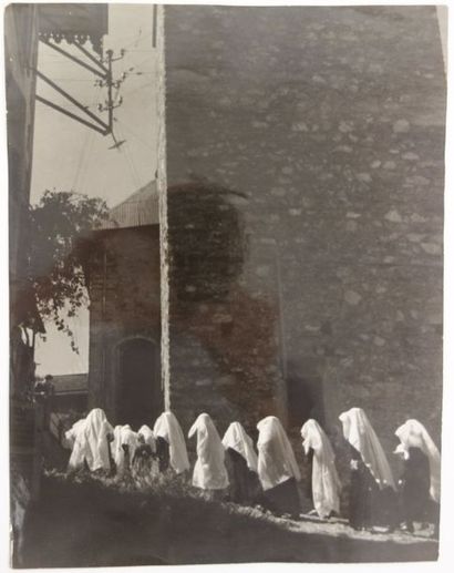 Willy Ronis (1910-2009) 
Beaufort, 1939.
23,2 x 18 cm.
Tirage sur papier aux sels...