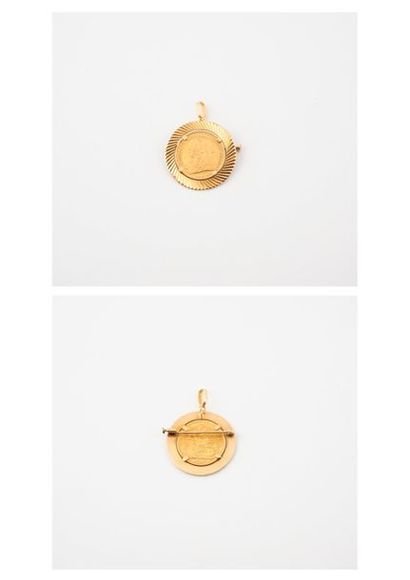 null Broche pouvant former pendentif en or jaune (750) ornée d'un souverain anglais,...