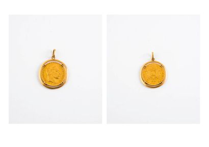 null Pendentif en or jaune (750) retenant une pièce de 20 Francs or, 1862 Strasbourg....