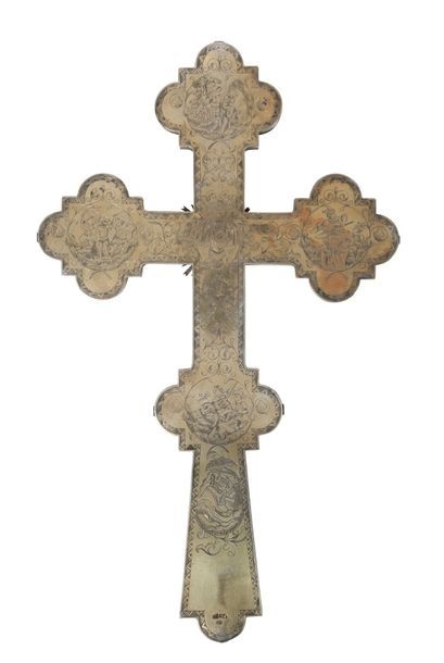 RUSSIE Grande croix reliquaire orthodoxe en argent (875/84 zolotniks) doré à trois...