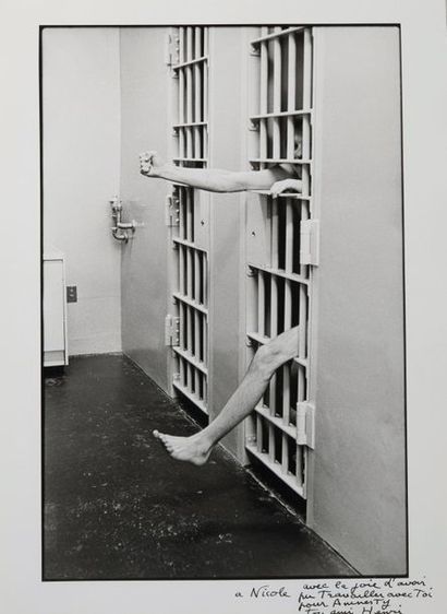 Henri Cartier-Bresson (1908-2004) Cachot d'une prison modèle, USA, 1975.
Tirage postérieur...