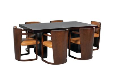 Hugues CHEVALIER (XX-XXIe siècle) Modèle Tamara.
Table de salle à manger en bois...