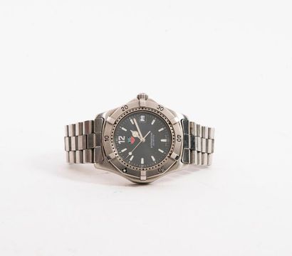 TAG HEUER 

Montre chronomètre bracelet d'homme en acier. 

Boîtier rond. 

Lunette...