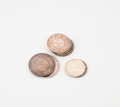 null Lot de 8 pièces en argent : 2 pièces de 100 Francs, 2 pièces de 50 Francs, 4...