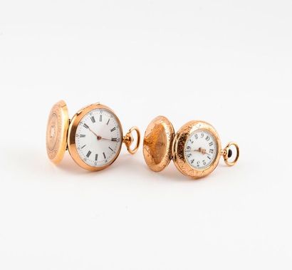 Lot de deux montres de col en or (750) :...