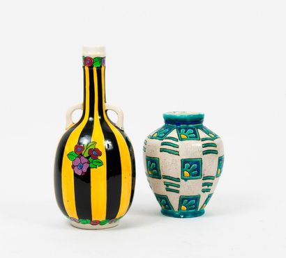 BOCH Frères La Louvière, Charles CATTEAU (1880-1966) 

Vase balustre sur talon en...