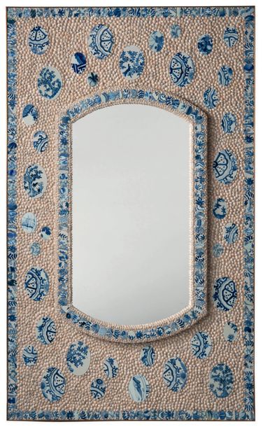 BOOG Thomas (né en 1959) Porcelaine bleu & blanc, 2018.
Miroir rectangulaire à riche...