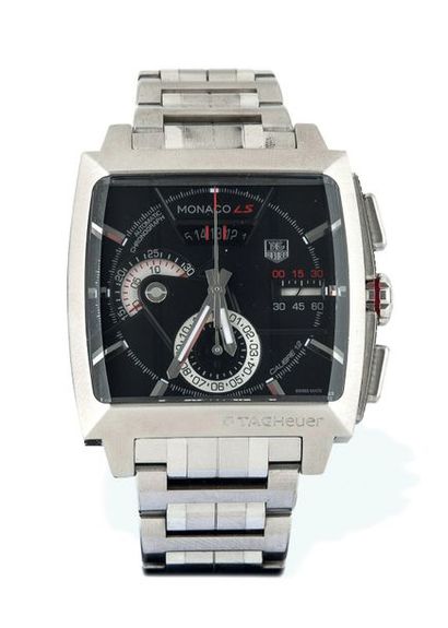 TAG HEUER Monaco Linear System calibre 12
Montre chronographe bracelet d'homme.
Boîtier...