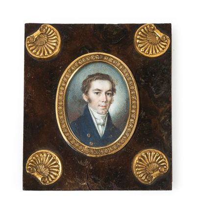 RUSSIE, XIXème siècle BARANOV (XIXème) Portrait en buste d'un jeune homme aux favoris.
Miniature...