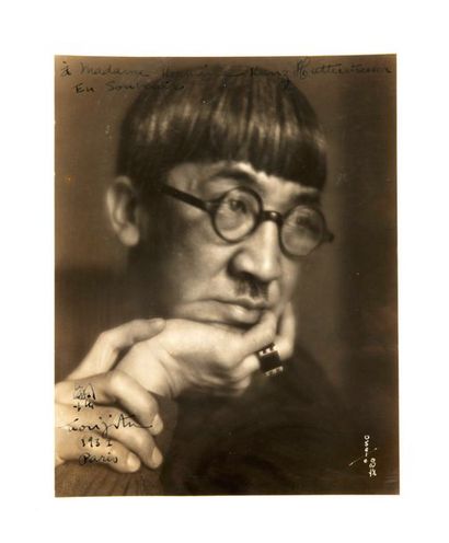 Tsuguharu FOUJITA (1886-1968) Portrait de l'artiste, 1931.
Tirage en noir et blanc.
Signé,...