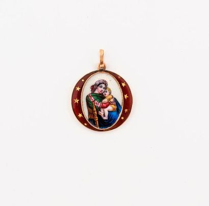 null Petite médaille en or jaune (750) à décor émaillé polychrome de la Vierge à...