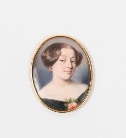 Edme Rousseau (1815-1858) 
Portrait de femme au chignon et à la pivoine.
Miniature...