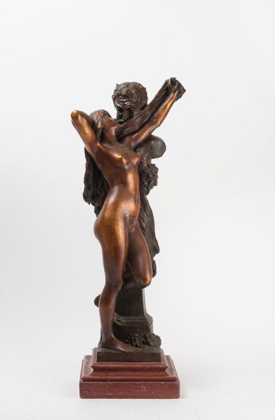 D'après Hector Joseph LEMAIRE (1846-1933) 

Nu et satyre. 

Epreuve en bronze à double...