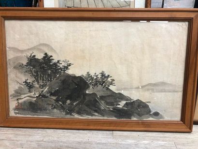 JAPON - XIXE SIÈCLE 
Deux encres sur papier, projet d'éventail représentant un tanuki...
