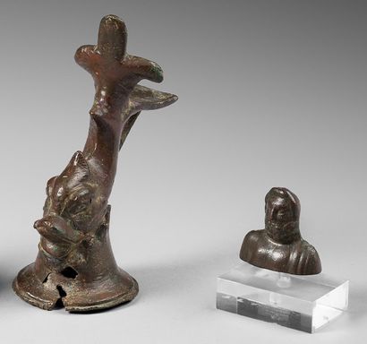 null Lot composed of a dolphin on a pedestal and a bust of Jupiter.
Bronze. Brown...