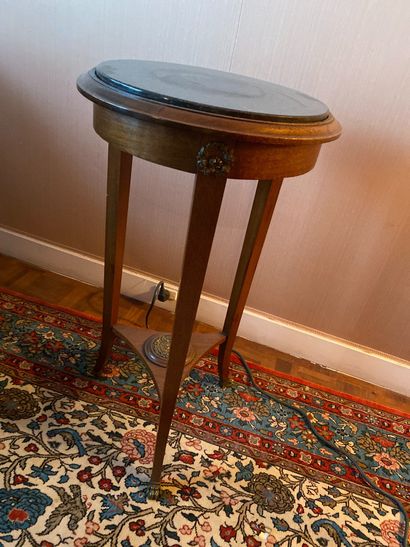 null Tripod pedestal table in varnished wood and sea green marble top.