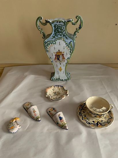 null Lot including: big vase in polychrome earthenware, empty pocket, cup with moustache...