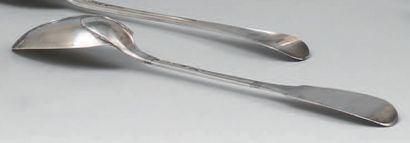 null Stew spoon in plain silver, uniplat model.
Jurisdiction of Rennes
Mid 18th century
Length...
