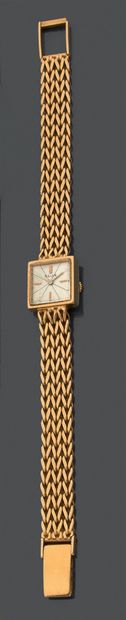 null Ladies' wristwatch in yellow gold 750 thousandths, the watch of square form,...