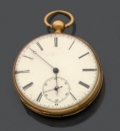 null Pocket watch in yellow gold 750 thousandths, the guilloched bottom, white enamelled...