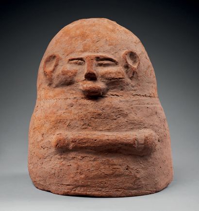null Stylized anthropomorphic mask of the "hoof" type.
Beige terracotta.
Egypt, Sinai....