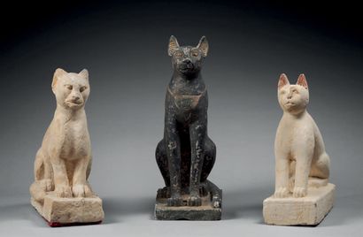 null Lot composed of three statuettes representing the goddess
Bastet in the form...