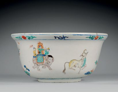 SAINT-CLOUD. Exceptional large round soft-paste porcelain bowl with polychrome decoration...