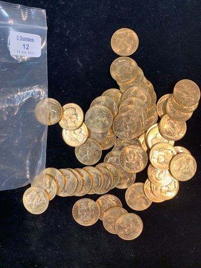 null Soixante pièces d'or de 20 francs.

(usures). 

Poids: 374,12 gr.