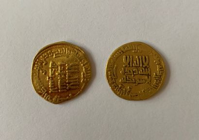 null Arabian Empire. Abbasids. Caliphs of Baghdad. Dinars (2). (Fr. 3). Gold. 7,77...