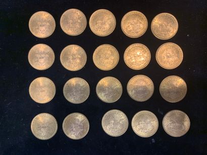 null Vingt pièces d’or de 20 dollars (17x1899 ; 3x1898).
Poids : 667,2 gr. 
(Usu...