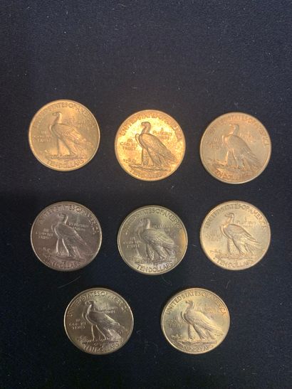 null Huit pièces d'or de 10 dollars (2x1910 ; 2x1913 ; 1914 ; 1915 ; 2x1926)
Poids:...