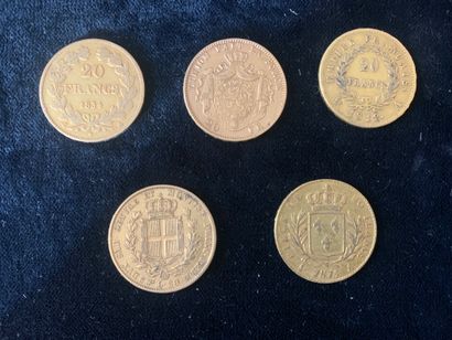 null Lot de cinq pièces d'or comprenant:
- Quatre pièces d'or de 20 francs (Louis...