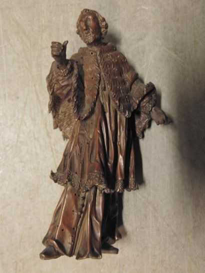 ÉCOLE BAROQUE DU XVIIIe siècle Portrait présumé de saint Charles Borromée, en pied.
Statuette...