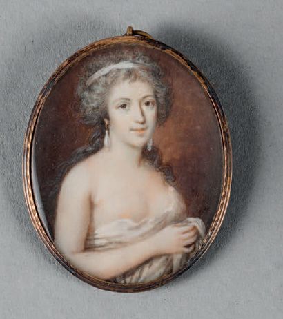 Jean Laurent MOSNIER (1743/44-1808)? Jeune femme à sa toilette.
Miniature ovale signée...