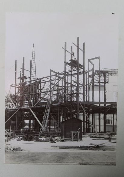 null Photographe non identifié. Exposition Universelle de Paris 1900. Album Photographique...