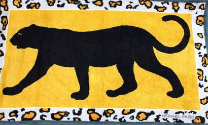 null HERMES

Bath sheet with black panther decoration, 1m60 X 0m90