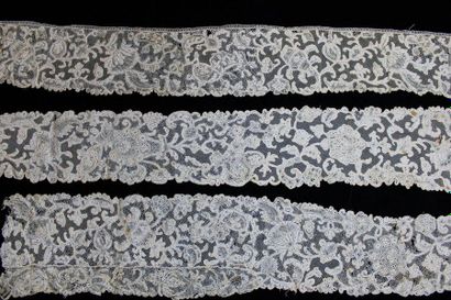 null Lot of 3 documents of lace XVIIIth century