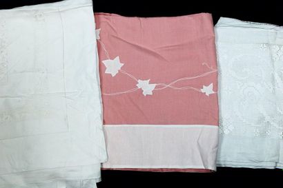 null Batch of 3 sheets: 1 in pink thread, applications and embroidery of white leaves,...