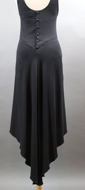 null CHANEL

Robe en crêpe noir, T.38