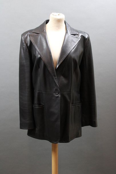 null GIORGIO ARMANI Classico

Black leather jacket, T.48