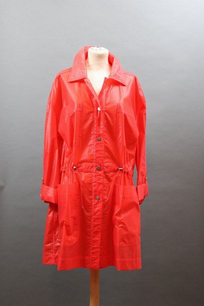 null CHANEL

Waterproof jacket in orange polyamide, T.40