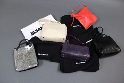 null JIL SANDER

Pack of 5 evening bags with their covers