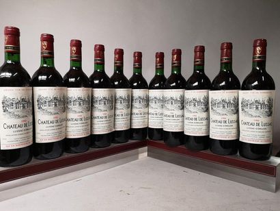 null 11 bouteilles CHÂTEAU de LUSSAC - Lussac St. Emilion 1982
4 niveaux légèrement...