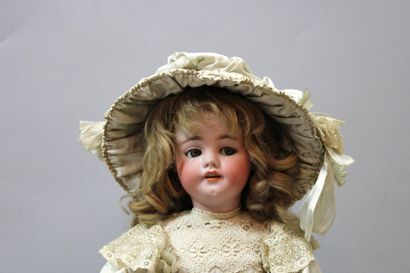 null Walking doll, porcelain head marked in hollow: 1039 SIMON & HALBIG 10 ½, blue...