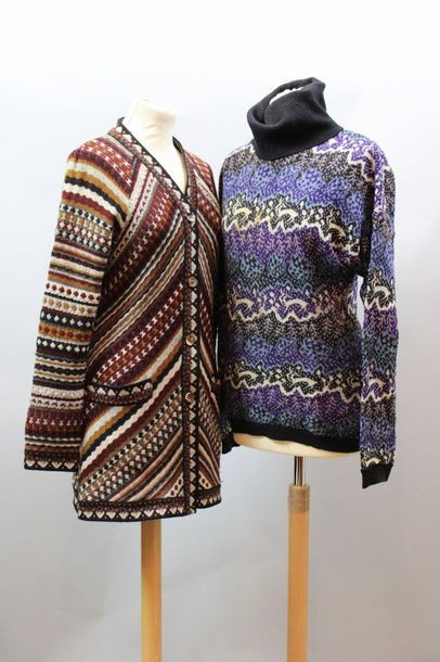 null MISSONI

8 pièces : 3 jupes, 2 gilets sans manches, 1 fond de robe en jersey...