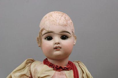 null Lot of 5 pieces: One doll, porcelain head with damaged porcelain head, we join...