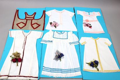 null Set of 10 doll dresses or doll shirts, aprons and headdresses, we join a small...