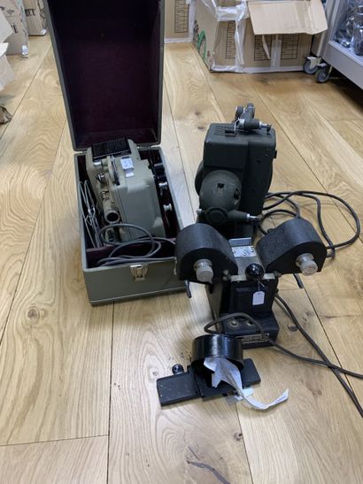 null Film equipment. Set of two miscellaneous film projectors and a film shooter:...