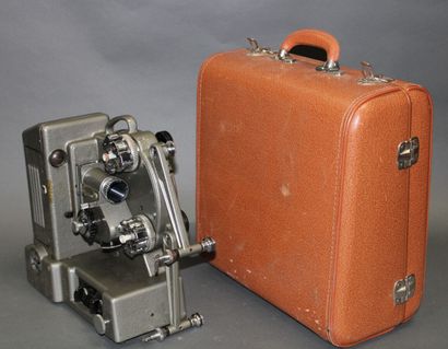 null Film equipment. Set of three miscellaneous film projectors: Heurtier Monofilm,...