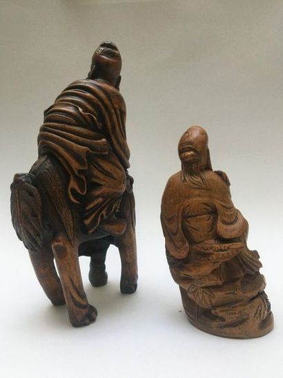 null Deux sculptures en bambou représentant Lao Tseu. Chine, début XXème siècle H:...